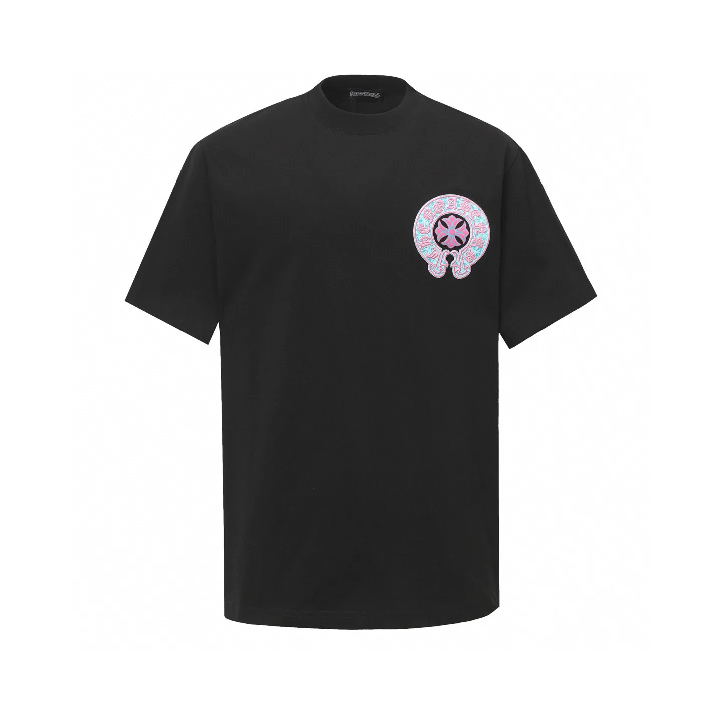 🅿️170 Chrome hearts ch Chrome hearts horseshoe painted foam short-sleeved T-shirt. Large version. Loose and stylish. The difference is the low version, the slim version, the upper body and the hips. 100% commitment: top quality, not fast food. The highest version on the market. Top quality, 280g, 26 custom-dyed double yarn cotton, same style for men and women, complete with three standards. Color: black, white Size: XS-L